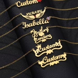 Selling name necklaces !